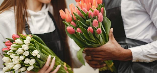 Blombud i Sverige – tips när du ska skicka blommor